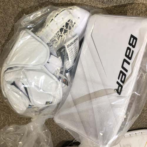 NEW Bauer 2S Glove and Blocker