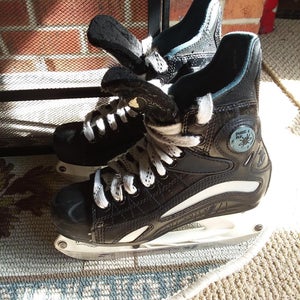 Mission Player Skates Senior Size 7.5