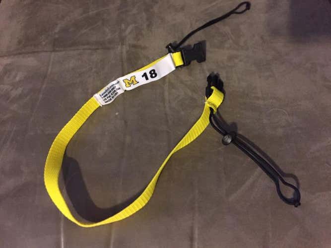 #19,#91 gold  ,New LAUNDRY LOOPS FROM MICHIGAN WOLVERINES TEAM ISSUED