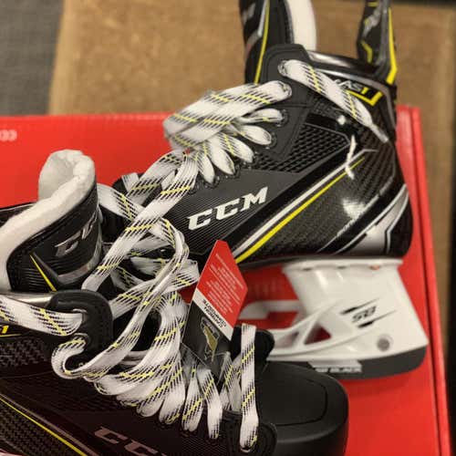 New CCM Super Tacks AS1 Size 8.5