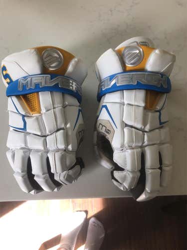 Maverick M4 Gloves