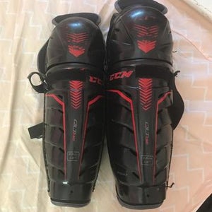 CCM QLT230 Shin Pads Junior