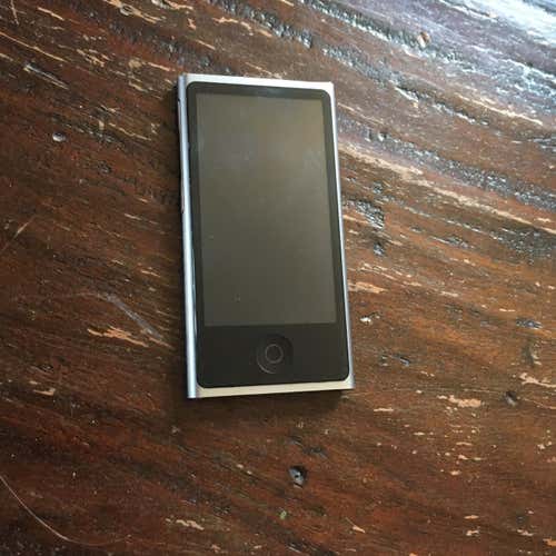 Apple iPod Nano 7th Gen