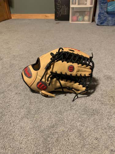 Wilson A2000 OT6 *SALE ONLY-PRICE NEGOTIABLE*
