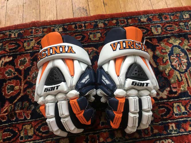 University of Virginia Gloves