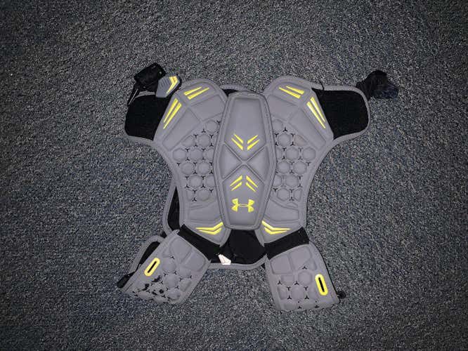 Under Armour Shoulder Pads (Towson Team Issued) New