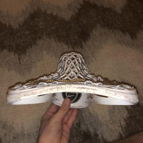 Nike CEO Strung