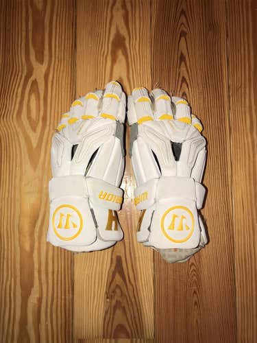Hofstra Lacrosse Gloves