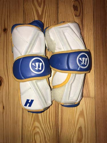 Hofstra Lacrosse Elbow Pads