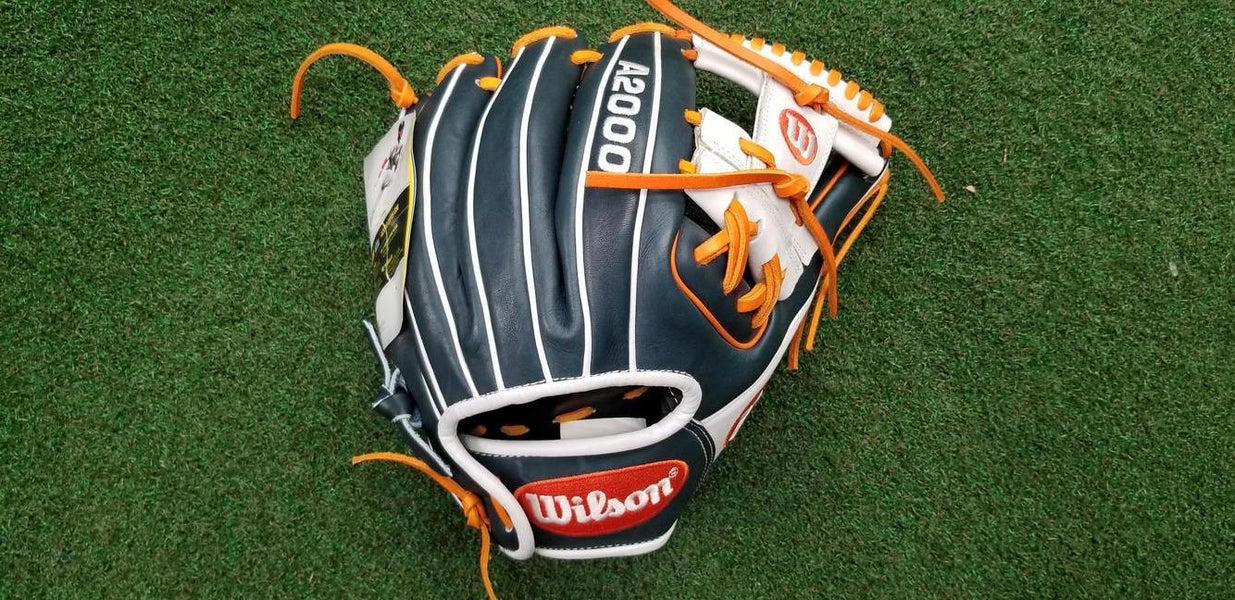 New Wilson A2000 Glove of the Month September 2017 DP15 Navy/White/Orange New with Tags