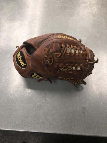 Used Wilson A2000 11.75” RHT