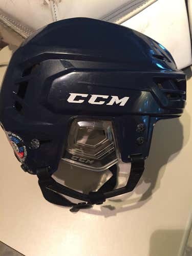 CCM Resistance 110 Helmet