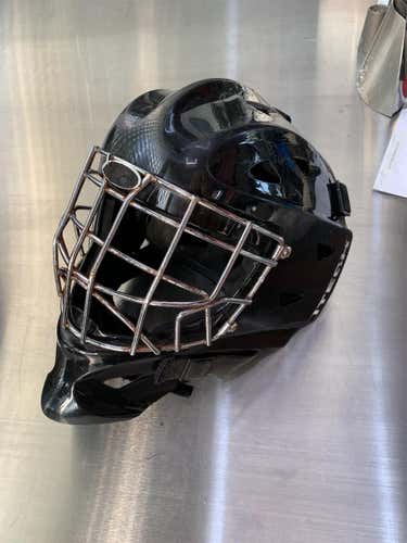 Used Itech Goalie Mask