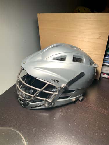cs-R Lacrosses Helmet