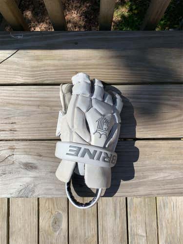 Brine KSL 3 Goalie glove (Right hand only)