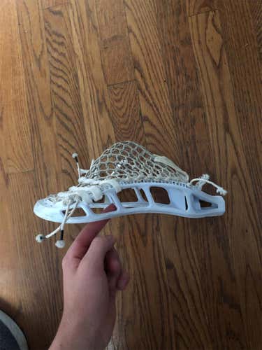 White Stringking Mark 2v