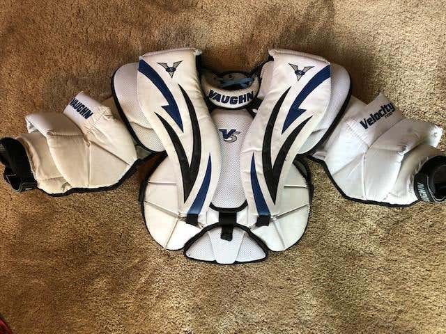Vaughn V5 Goalie Chest Protector Youth M/L
