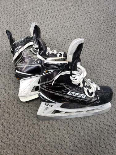 Bauer Hockey Skates Senior Pro Stock Size 8
