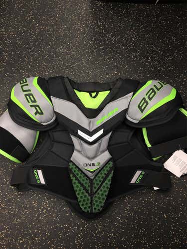 NEW Bauer Supreme ONE.6 Hockey Shoulder Pads L