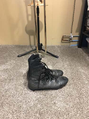 USED - Under Armour Highlight MC Lacrosse Cleats (Black)