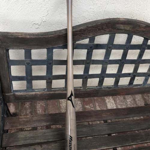 Mizuno Woodbat New