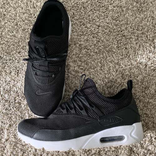 Nike Air Max 9.5 Shoes