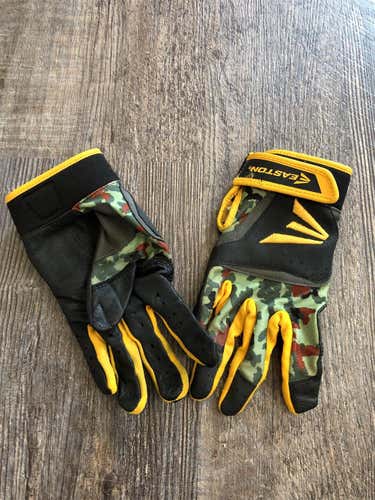 Easton Youth small Batting gloves