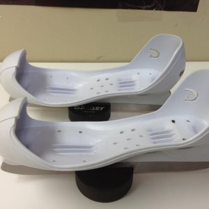 New Graf Hockey Goalie Skate COWLINGS ONLY  FITS SZ 5-5.5