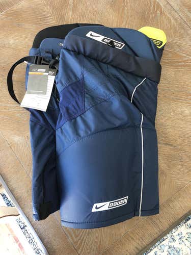 BRAND NEW Nike Bauer Supreme 50 Senior Medium Hockey Pants