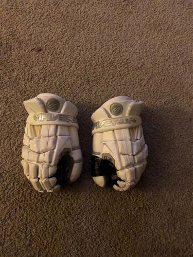 Used Maverik M4 Goalie Gloves