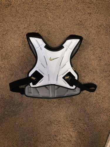 Nike Vapor Elite Lacrosse Shoulder Pads