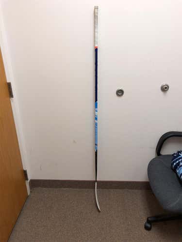 Elite 32 Degrees Frostbite Stick Sr 87 Flex RH P92