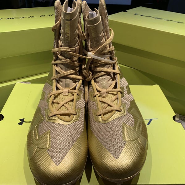 Gold Under Armour UA Highlight MC Cleats, Men’s Size 13