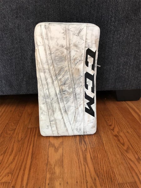Good Condition CCM 860 Blocker Full Right