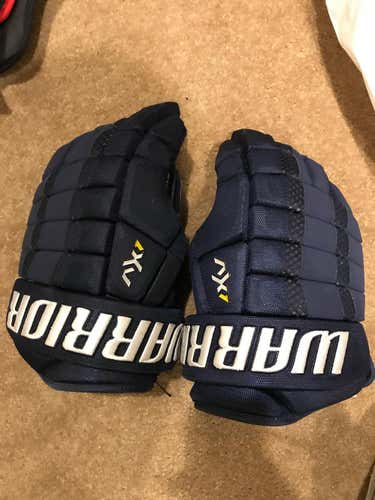 New Warrior Dynasty AX1 Gloves Senior Pro Stock