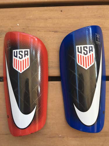 Nike Nike Mercurial Lite United States USA Copa America 2016 Shin Guard Slip Shield Shin Guards