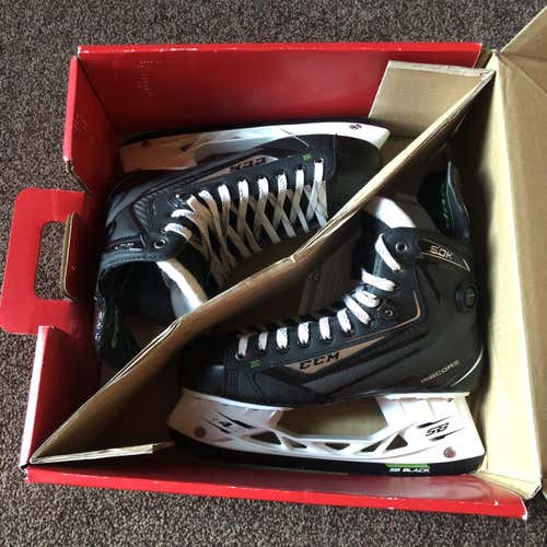 Ccm Ribcor 50k Pumps Size 9.5 D