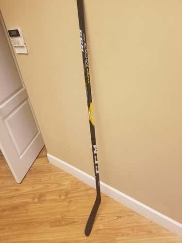 CCM Super Tacks AS1 used once Hockey Stick Righty p28 max blade height Senior Pro Stock