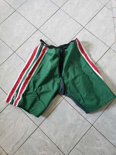 CCM PP10 New Jersey Devils Retro shells, Large