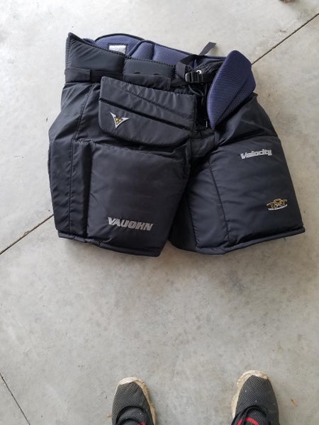 Vaughn Velocity V6 Hockey Goalie Pants Senior Pro Stock (XXL)