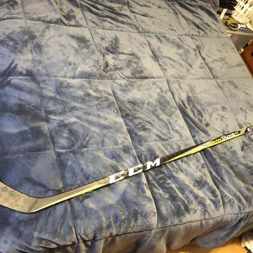 Used CCM Super Tacks 2.0 RH P28