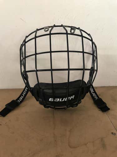 Bauer Cage