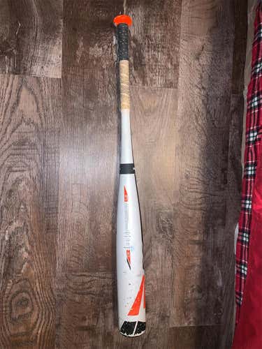 Easton Mako