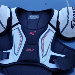 Easton Synergy 20 Shoulder Pads Junior Small