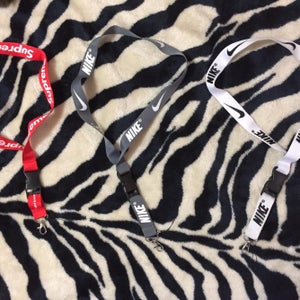 3 Key Rings Holder Nike&Supreme $10