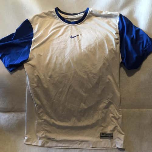 NIKE PRO COMBAT MLB Fitted Shirt Size Large Excellent!