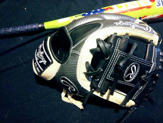 Rawlings Heart of the Hide Baseball Glove