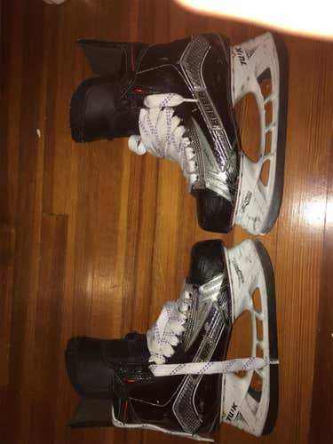 Bauer 1x Skates Size 8E
