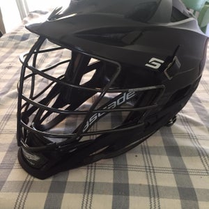 Black Cascade S