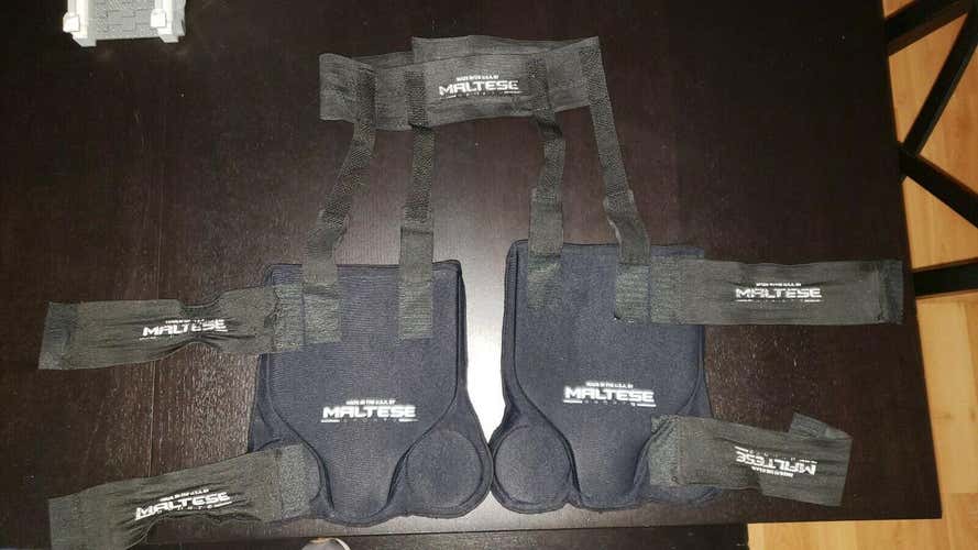 Maltese Hockey Goalie Knee Guards